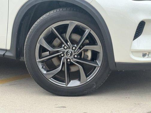 2019 INFINITI QX50 ESSENTIAL