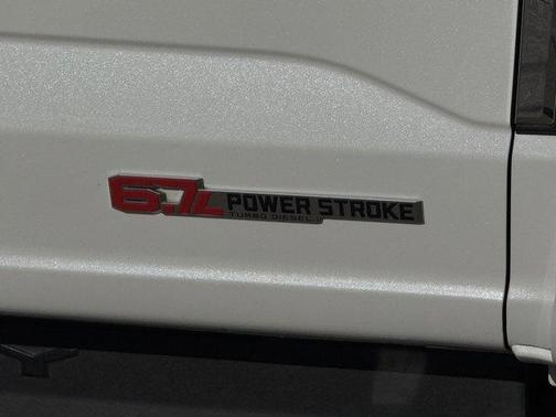 2023 Ford F-450 Lariat