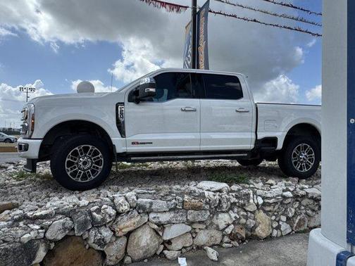 2024 Ford F-250 Platinum