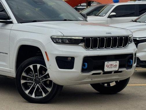 2022 Jeep Grand Cherokee 4xe Overland