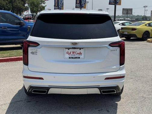 2024 Cadillac XT6 Luxury FWD