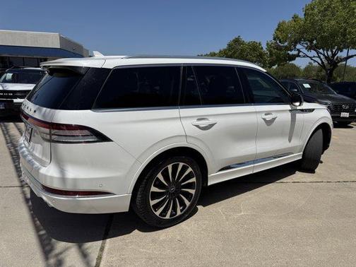 2021 Lincoln Aviator Black Label Grand Touring
