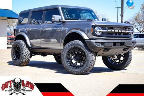 2024 Ford Bronco Outer Banks