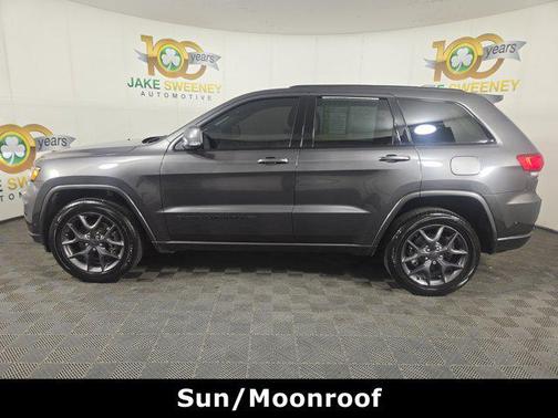 Granite Crystal Metallic Clearcoat 2021 Jeep Grand Cherokee 80th Anniversary 4x4