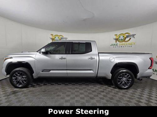 2023 Toyota Tundra Hybrid Platinum