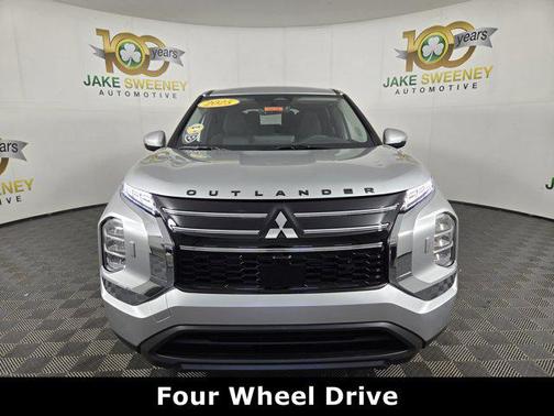 2025 Mitsubishi Outlander ES 2.5 S-AWC