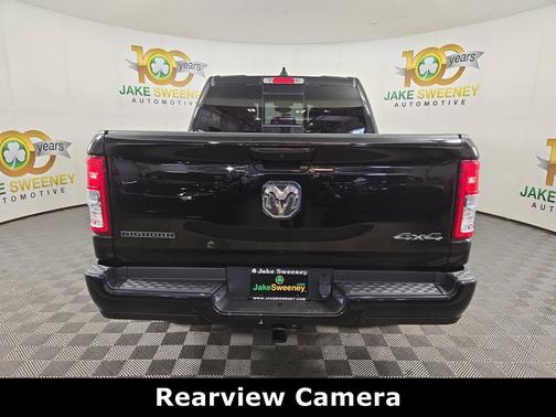 Diamond Black Crystal Pearlcoat 2023 RAM 1500 Big Horn/Lone Star