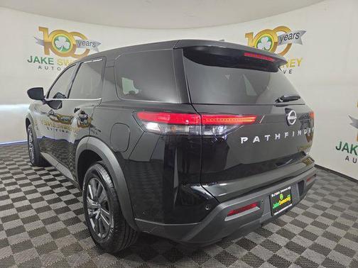 2024 Nissan Pathfinder S 4WD