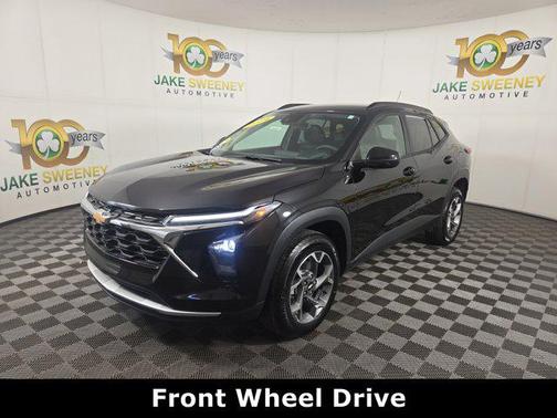 Mosaic Black Metallic 2024 Chevrolet Trax LT