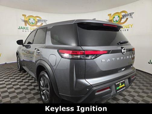 2024 Nissan Pathfinder S 4WD