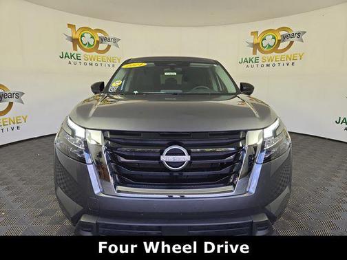 2024 Nissan Pathfinder S 4WD