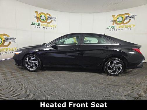 Abyss Black 2024 Hyundai ELANTRA Limited