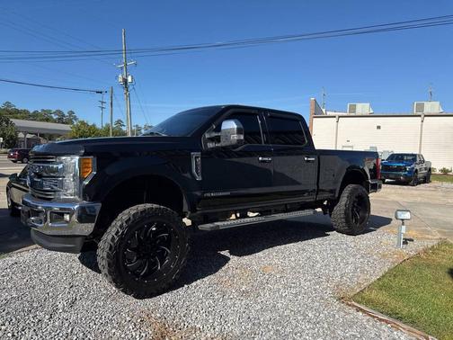 2017 Ford F-250 Lariat