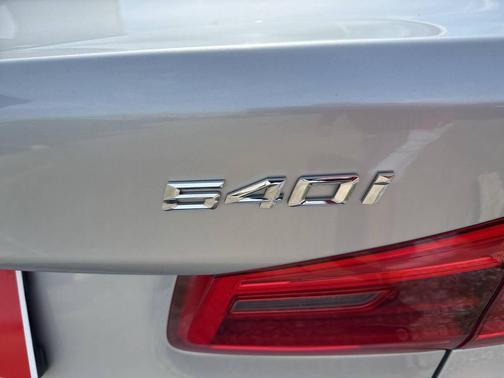 2018 BMW 540 540i 4dr Sedan