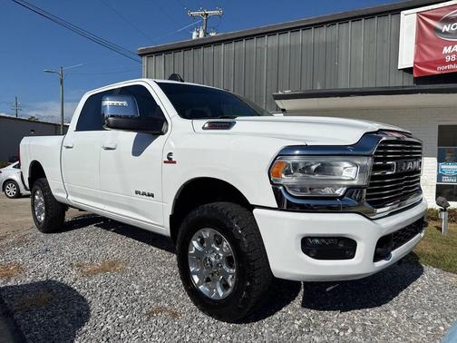 2024 RAM 2500 Laramie Crew Cab 4x4 6'4' Box