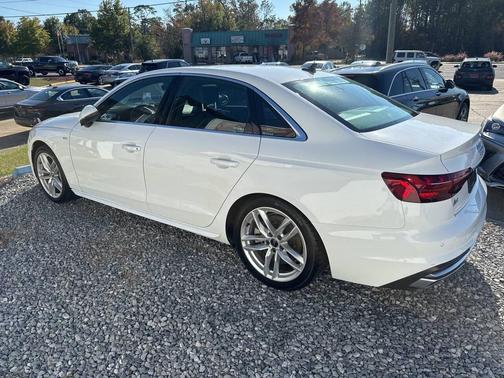 2024 Audi A4 45 S line Premium Plus