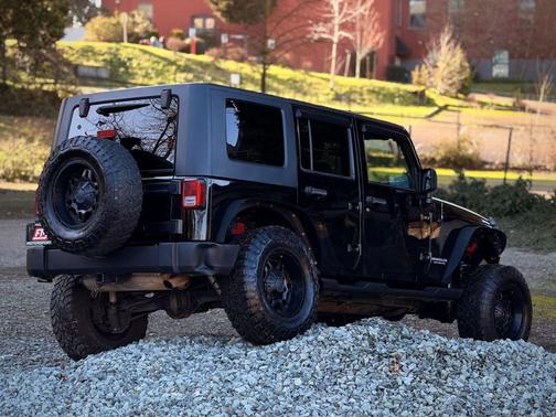 2010 Jeep Wrangler Unlimited Sport