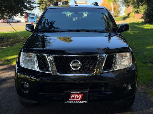 2012 Nissan Pathfinder Silver