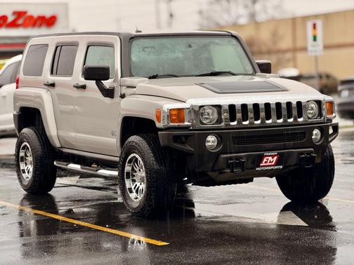 2007 Hummer H3 Base