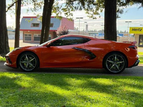 2020 Chevrolet Corvette Stingray w/2LT