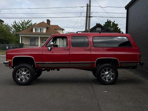 Red 1991 GMC Suburban SLE