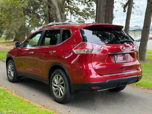 2015 Nissan Rogue SL
