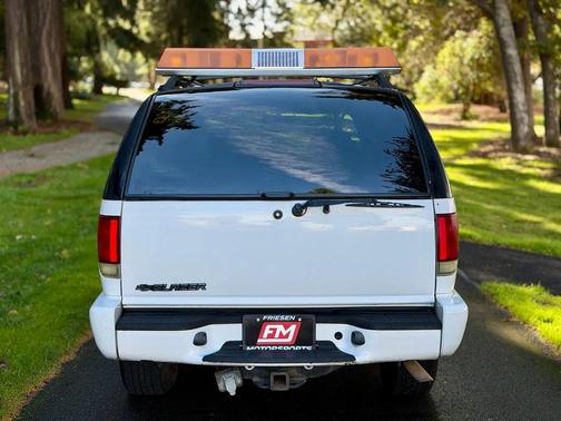 2004 Chevrolet Blazer LS