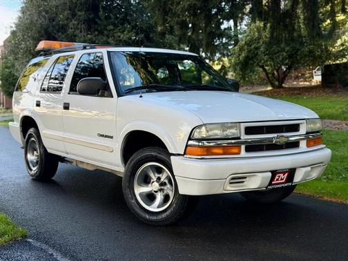 2004 Chevrolet Blazer LS