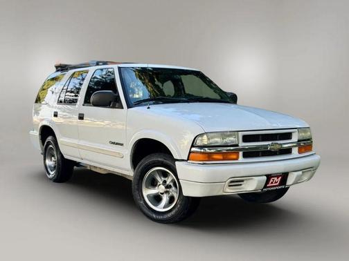 2004 Chevrolet Blazer LS