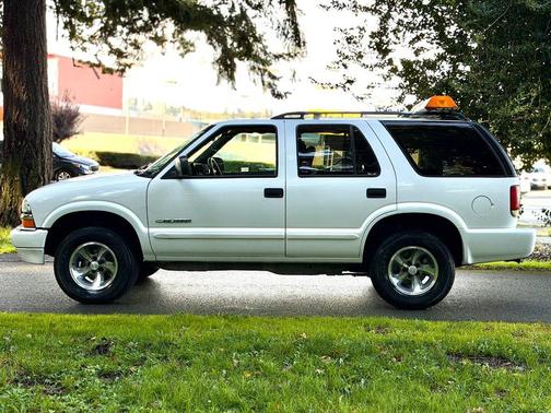 2004 Chevrolet Blazer LS