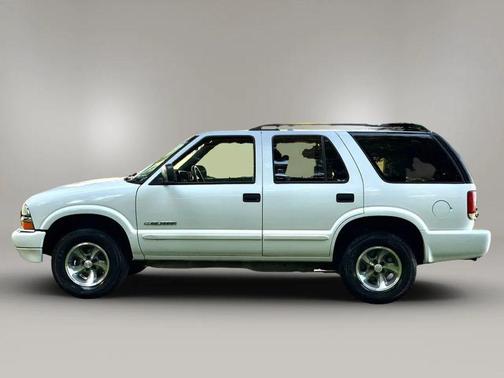 2004 Chevrolet Blazer LS