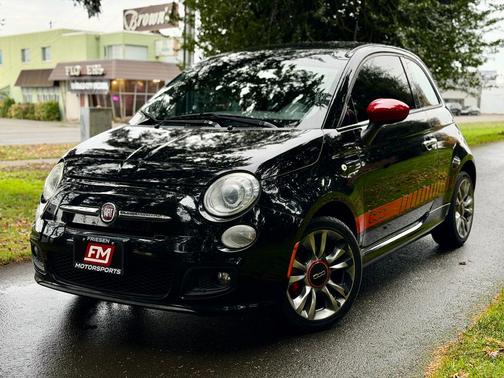 2015 FIAT 500 Sport