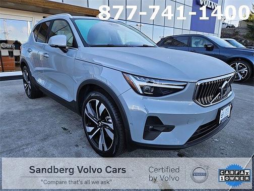 2024 Volvo XC40 Plus