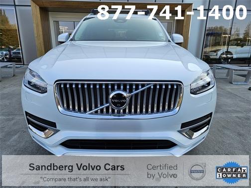2023 Volvo XC90 Recharge Plug-In Hybrid Plus 6-Seater