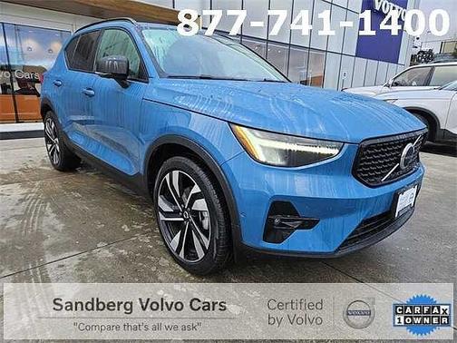 2023 Volvo XC40 Plus