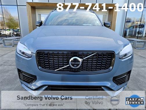2023 Volvo XC90 Recharge Plug-In Hybrid Plus Dark 7-Seater