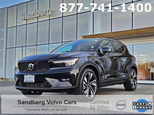 2025 Volvo XC40 Plus