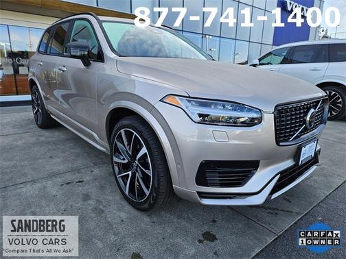 2023 Volvo XC90 Recharge Plug-In Hybrid Ultimate Dark 7-Seater