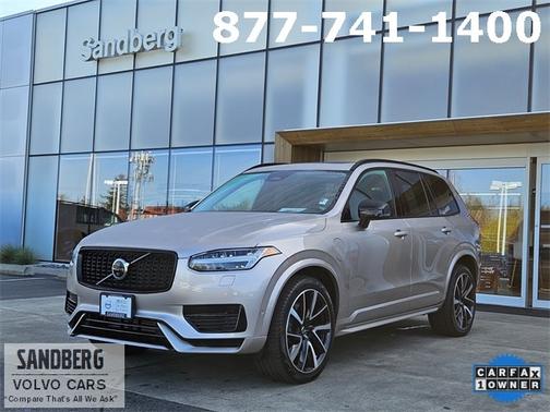 2023 Volvo XC90 Recharge Plug-In Hybrid Ultimate Dark 7-Seater