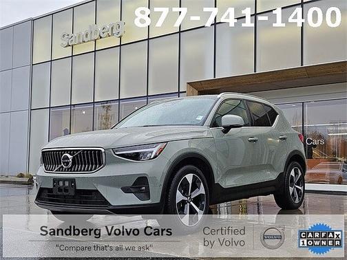2025 Volvo XC40 Plus