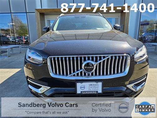 2022 Volvo XC90 Recharge Plug-In Hybrid T8 Inscription Extended Range 7P