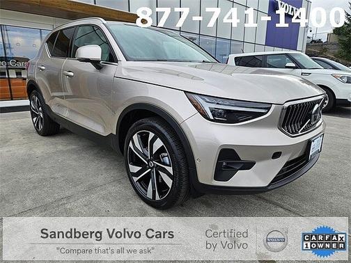 2024 Volvo XC40 B5 Ultimate Bright