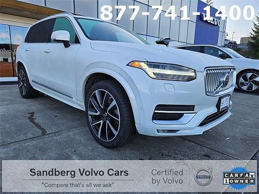 2023 Volvo XC90 Plus