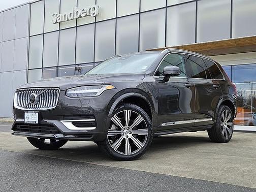 2023 Volvo XC90 Plus