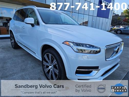 2022 Volvo XC90 Recharge Plug-In Hybrid T8 Inscription Extended Range 7P
