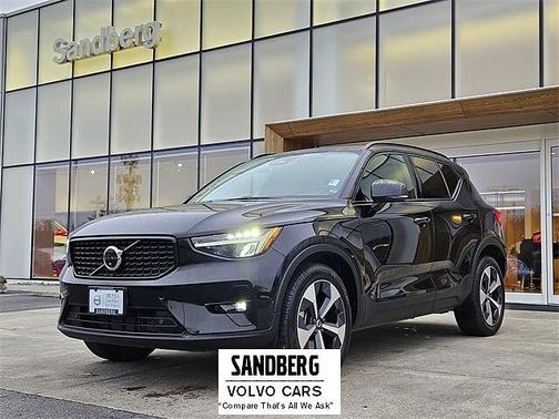 2023 Volvo XC40 Plus