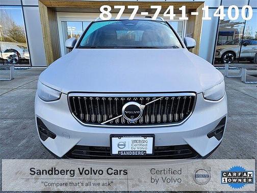 2025 Volvo XC40 Plus