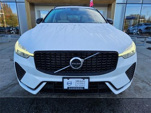 2023 Volvo XC60 B5 AWD Plus Dark