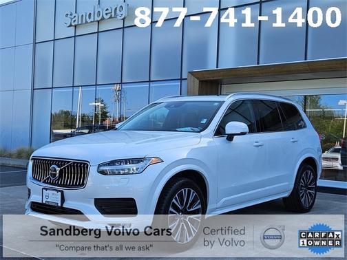 2022 Volvo XC90 T6 AWD Momentum 6 Seater
