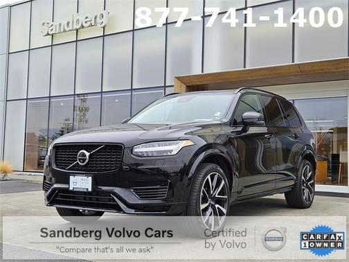 2023 Volvo XC90 Recharge Plug-In Hybrid Plus Dark 7-Seater
